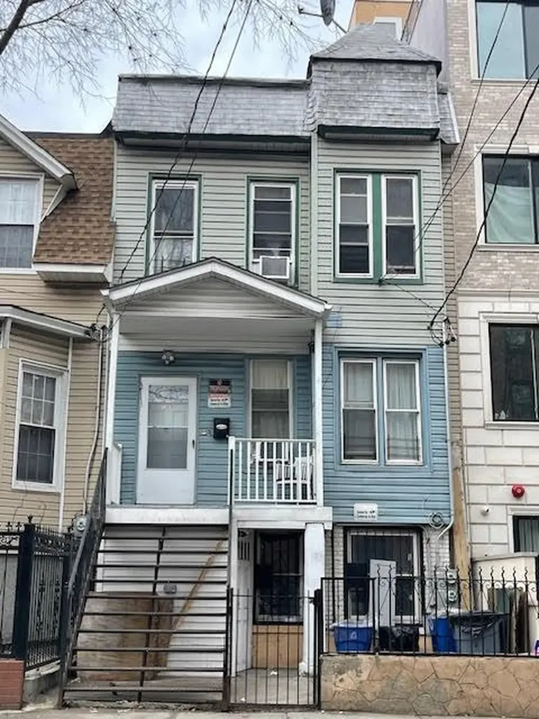 1303 Shakespeare Avenue Bronx NY 10452