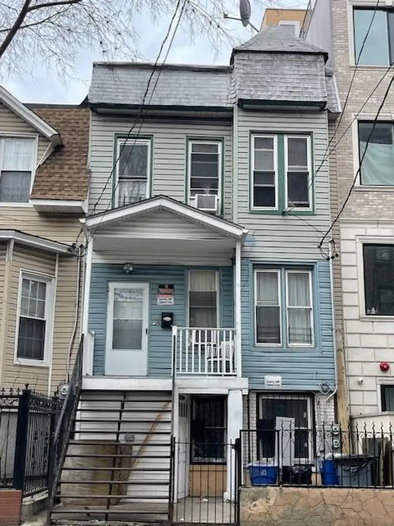 1303 Shakespeare Avenue Bronx NY 10452