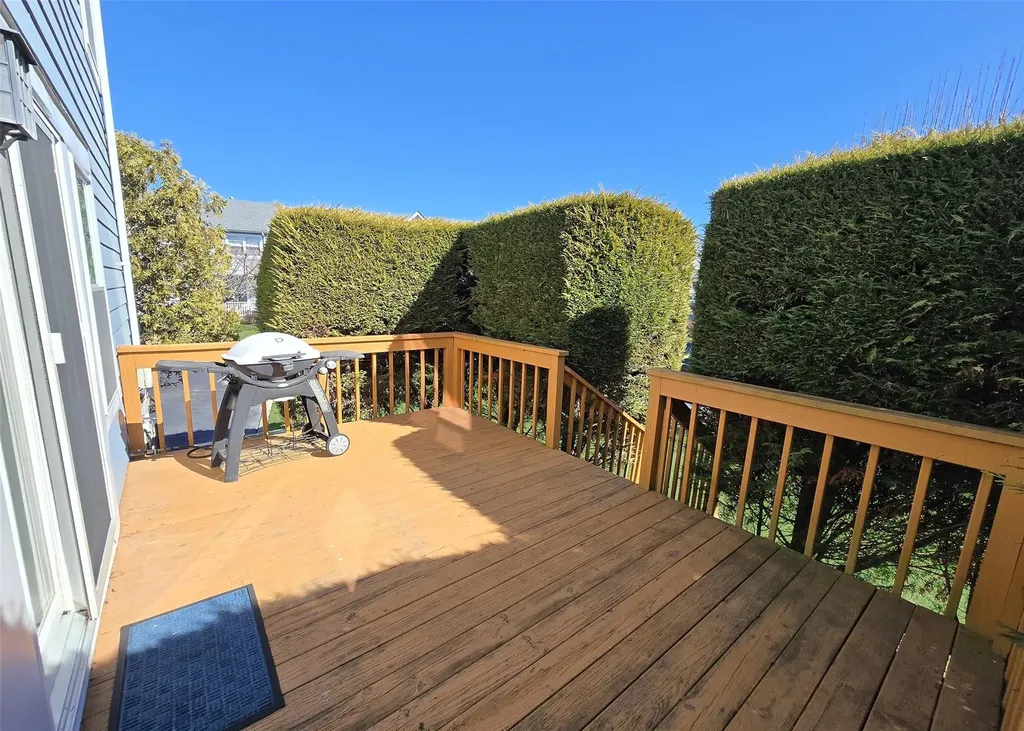 78 Sprucewood Boulevard Central Islip NY 11722