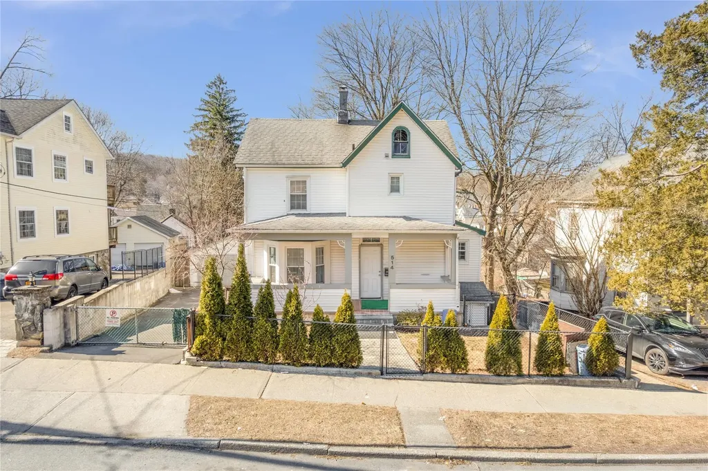 514 N Division Street Peekskill NY 10566