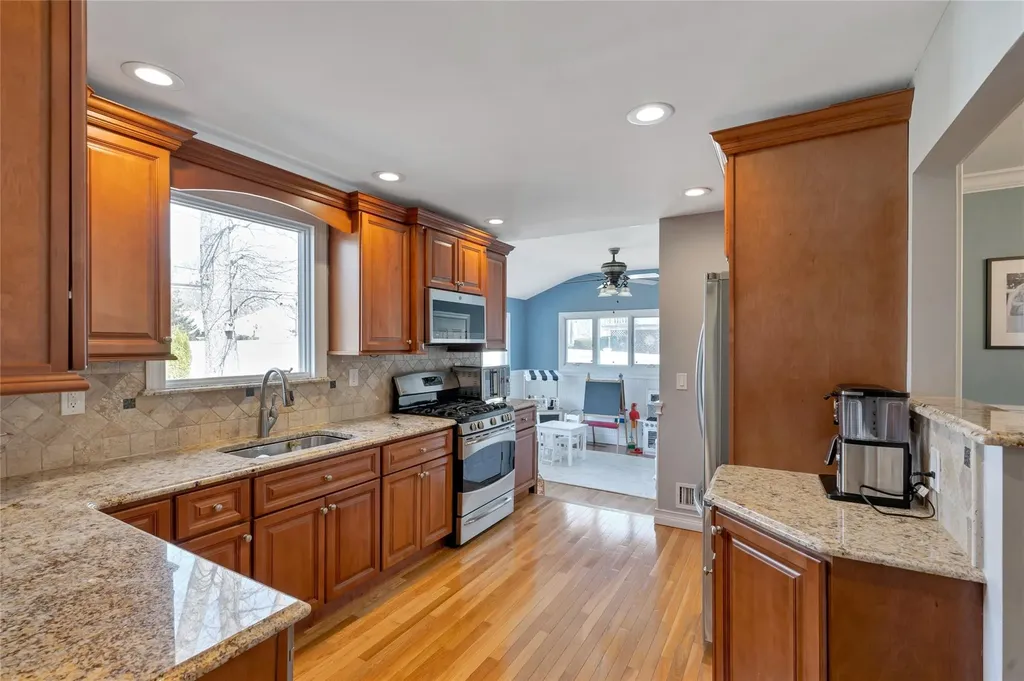 54 Bethany Drive Commack NY 11725
