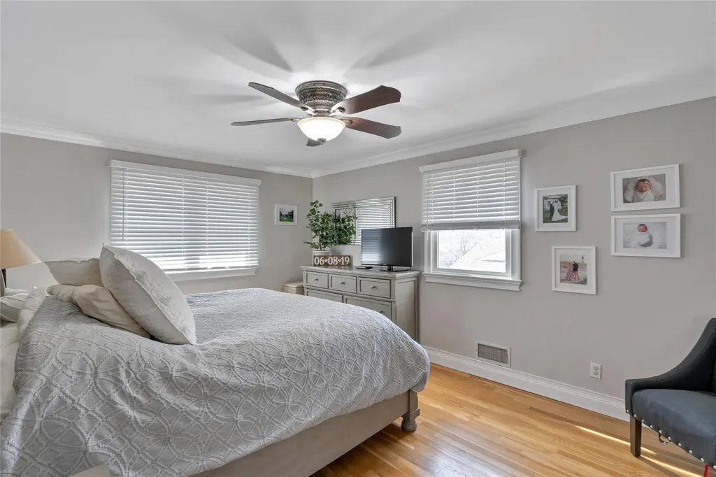 54 Bethany Drive Commack NY 11725