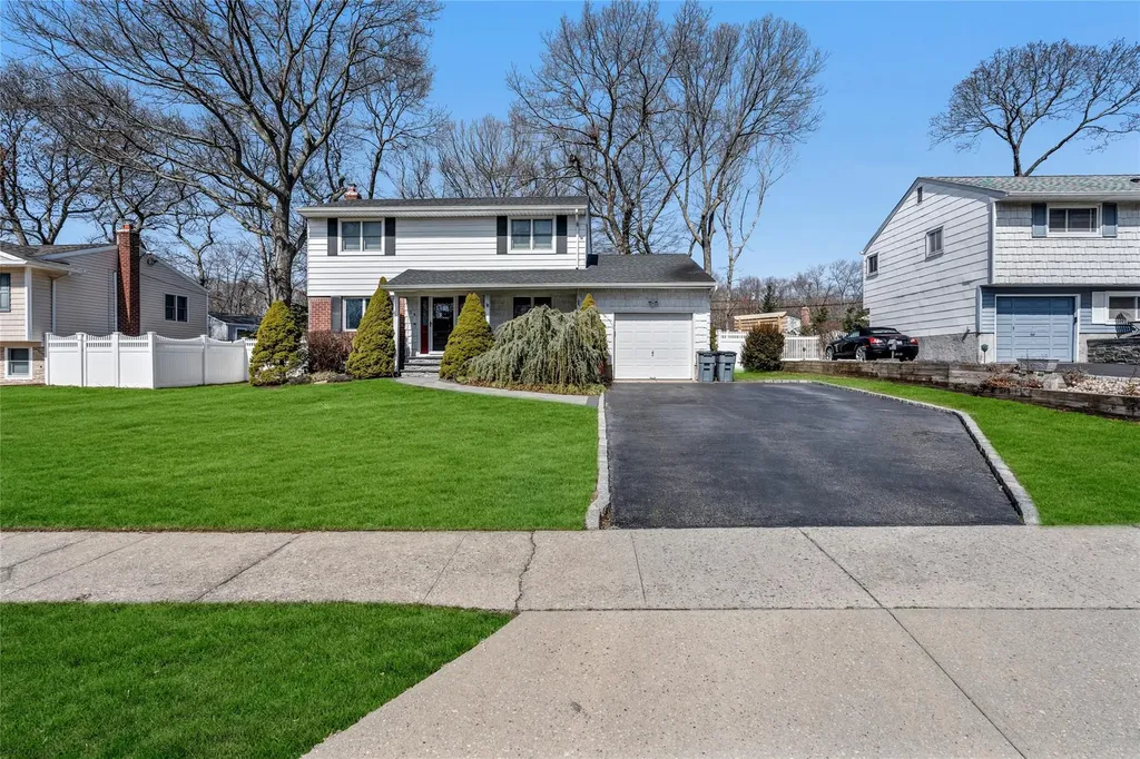 54 Bethany Drive Commack NY 11725