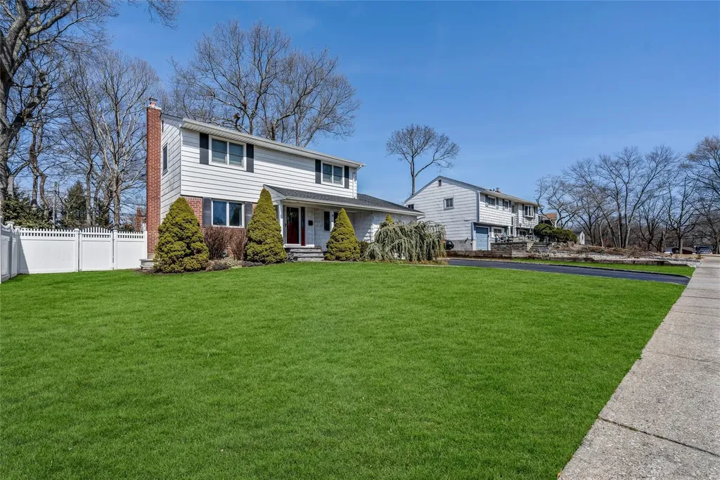 54 Bethany Drive Commack NY 11725
