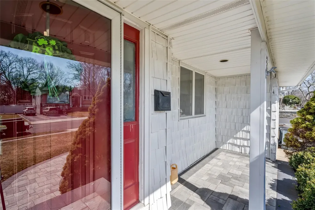 54 Bethany Drive Commack NY 11725