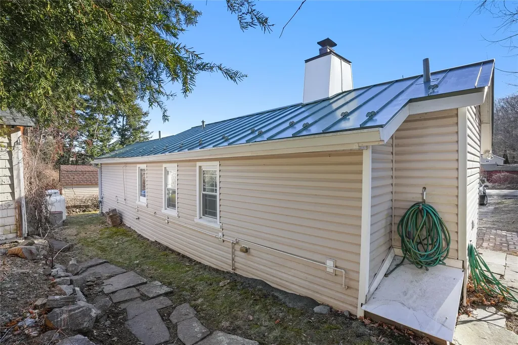 5 Knox Road Patterson NY 12563