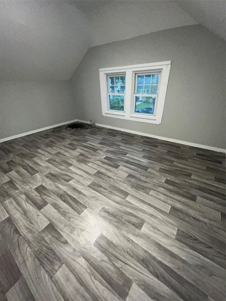 121 Craig Avenue Freeport NY 11520