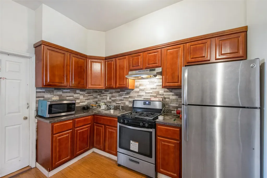 9817 Flatlands Avenue Brooklyn NY 11236