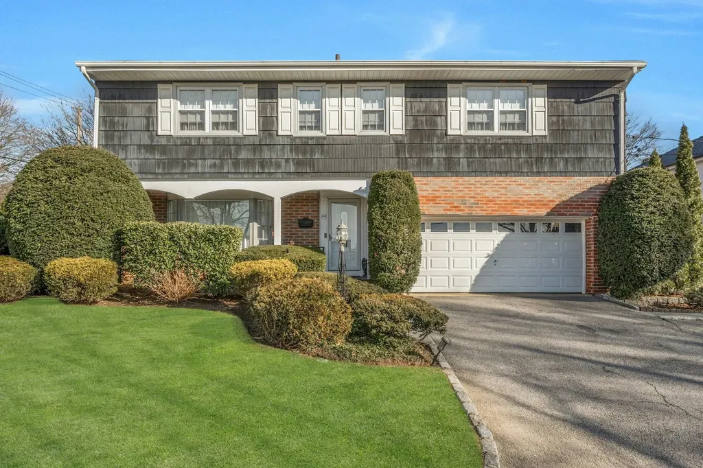 84 Webster Road Scarsdale NY 10583
