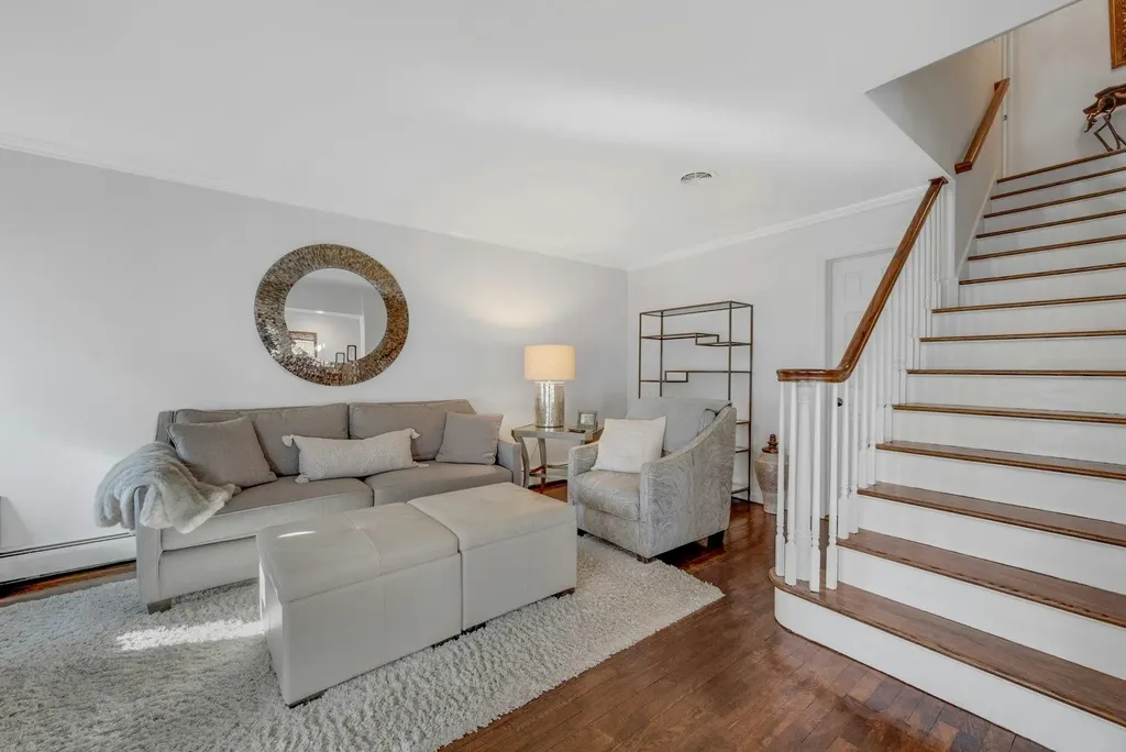 84 Webster Road Scarsdale NY 10583
