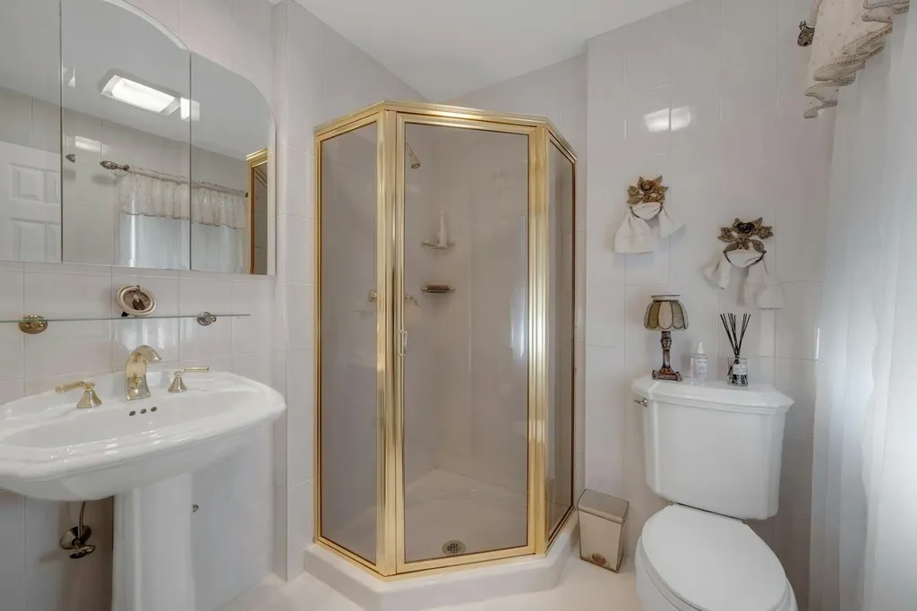 84 Webster Road Scarsdale NY 10583