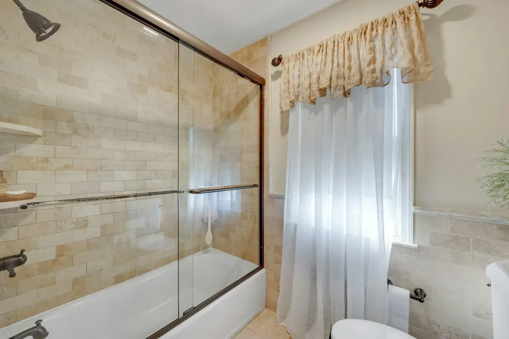 84 Webster Road Scarsdale NY 10583