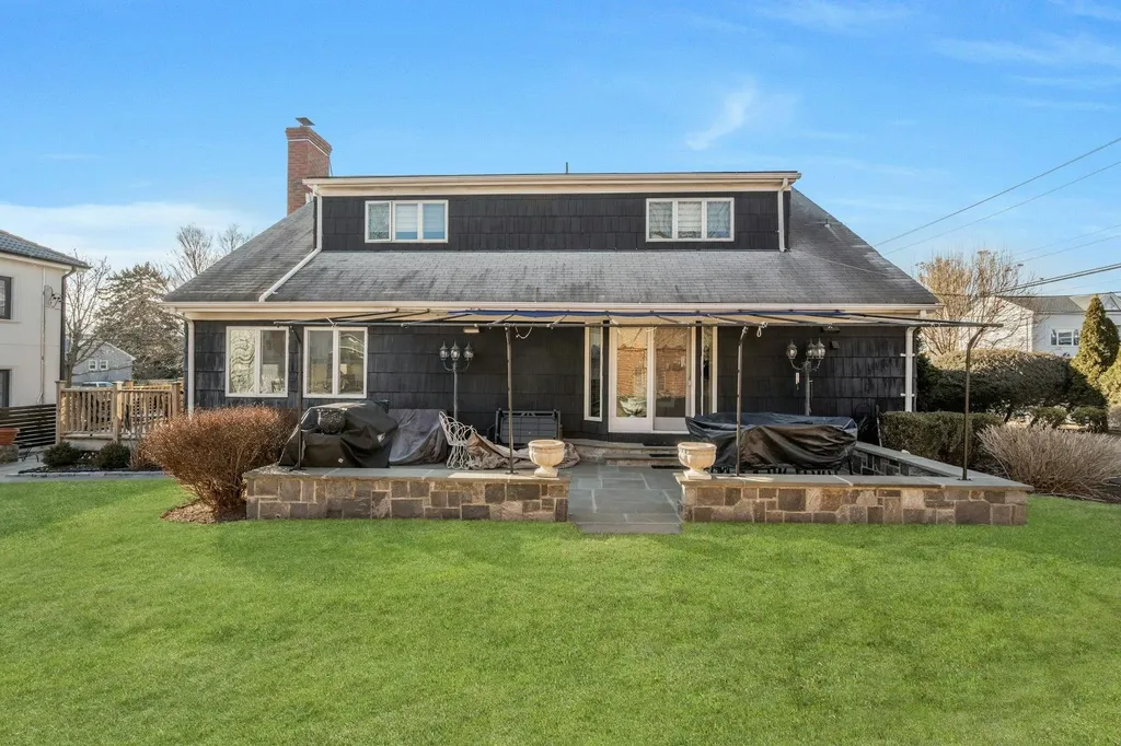 84 Webster Road Scarsdale NY 10583