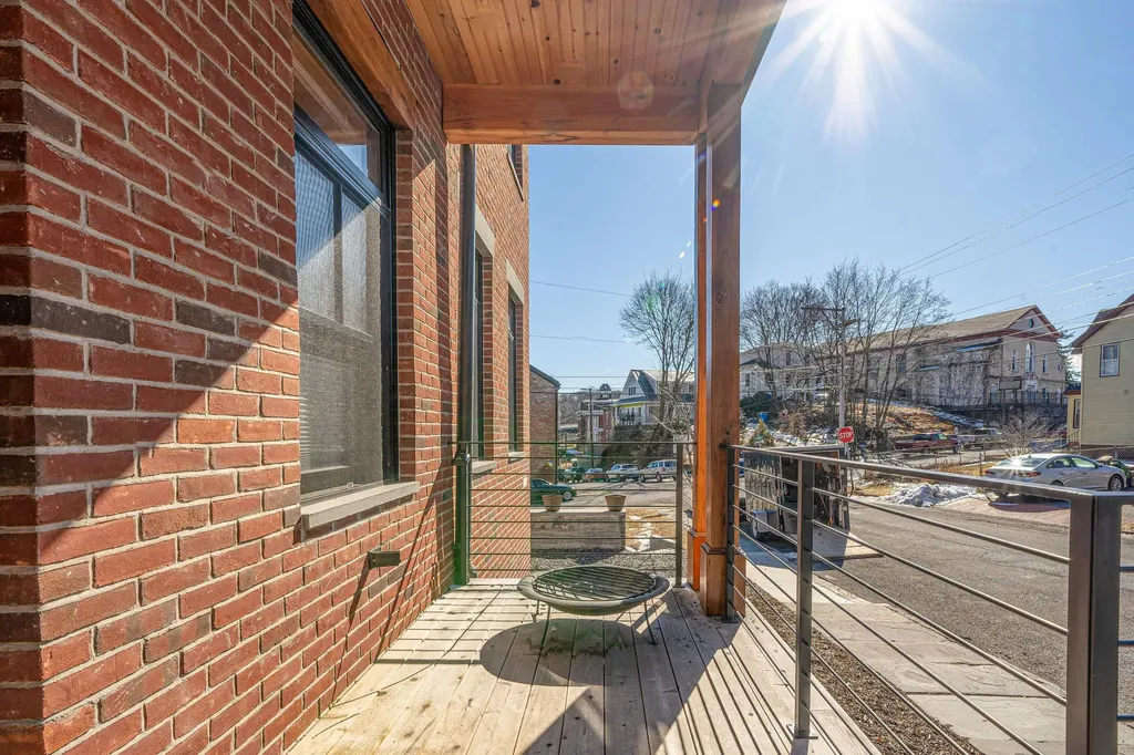 24 Post Street Kingston NY 12401