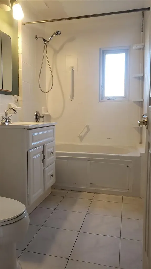 150 Calhoun Avenue Bronx NY 10465