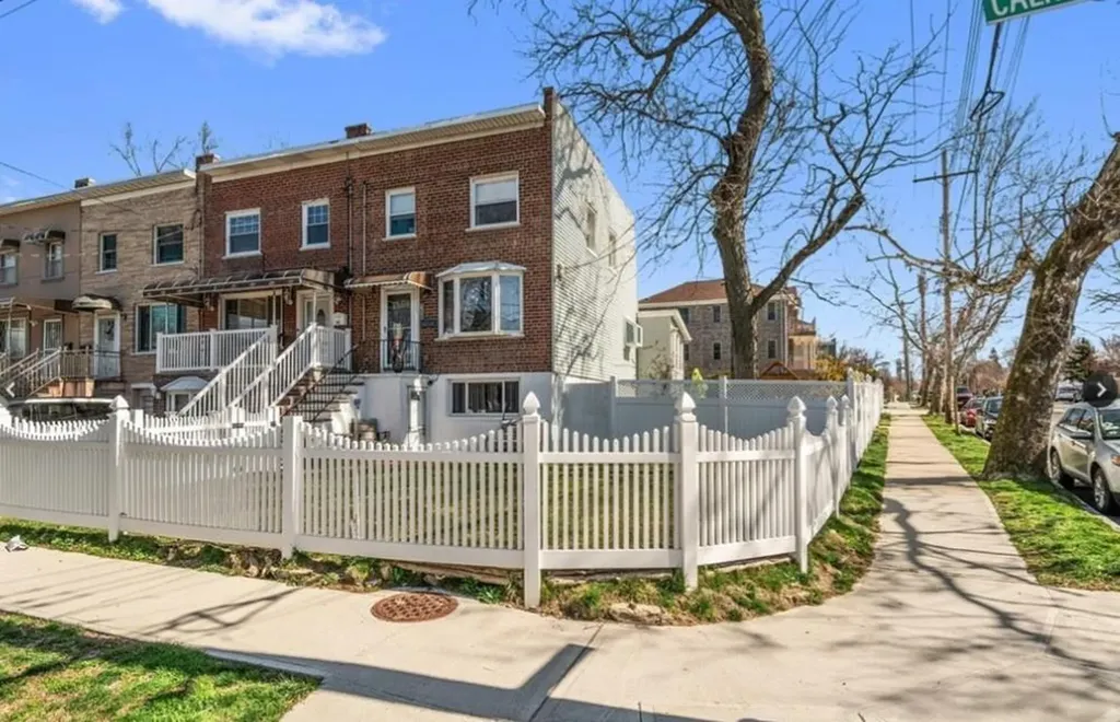150 Calhoun Avenue Bronx NY 10465