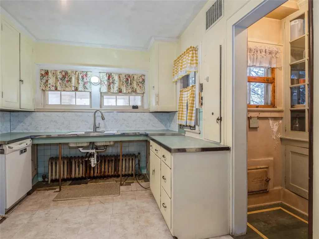 20 Adriance Avenue Poughkeepsie NY 12601