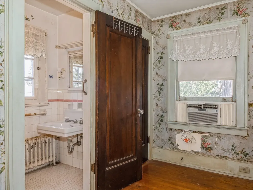 20 Adriance Avenue Poughkeepsie NY 12601