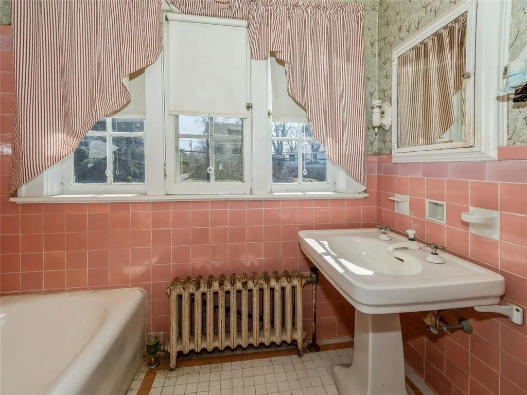 20 Adriance Avenue Poughkeepsie NY 12601