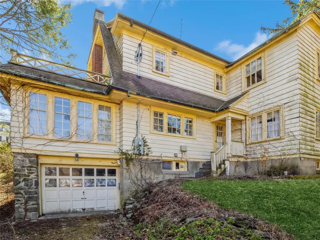 20 Adriance Avenue Poughkeepsie NY 12601