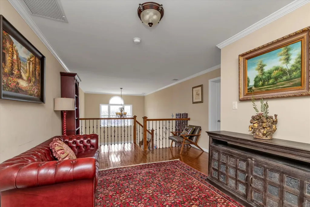 6 Alexander Drive Syosset NY 11791