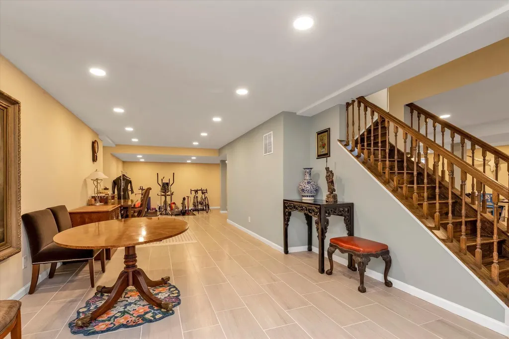 6 Alexander Drive Syosset NY 11791