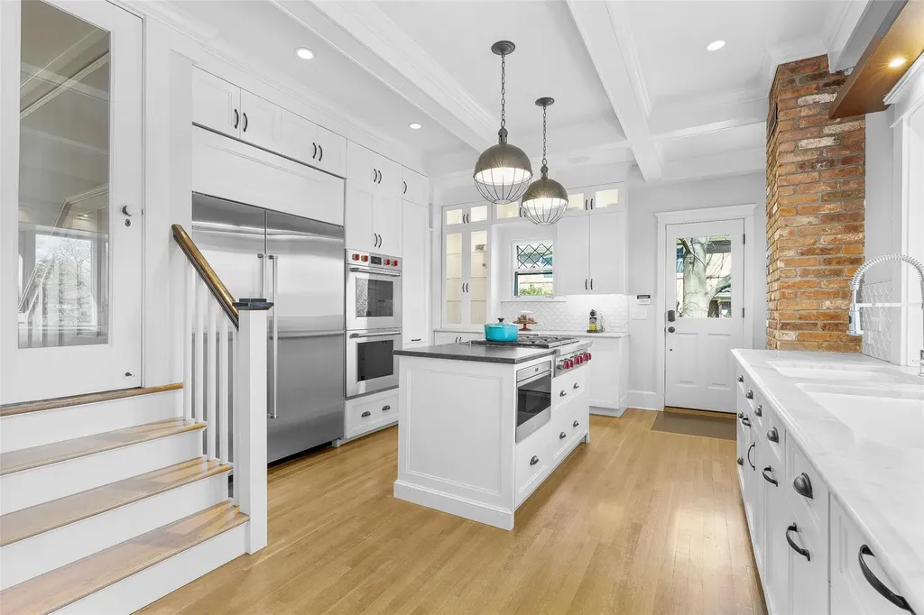 40 Benedict Place Pelham NY 10803