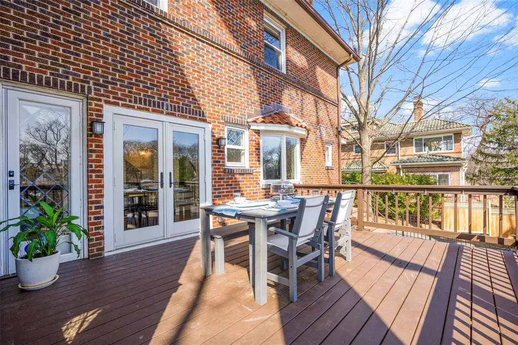 40 Benedict Place Pelham NY 10803