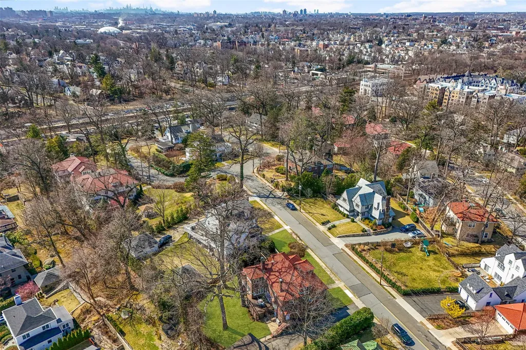 40 Benedict Place Pelham NY 10803