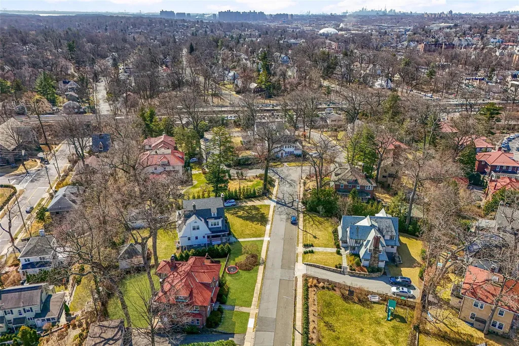 40 Benedict Place Pelham NY 10803