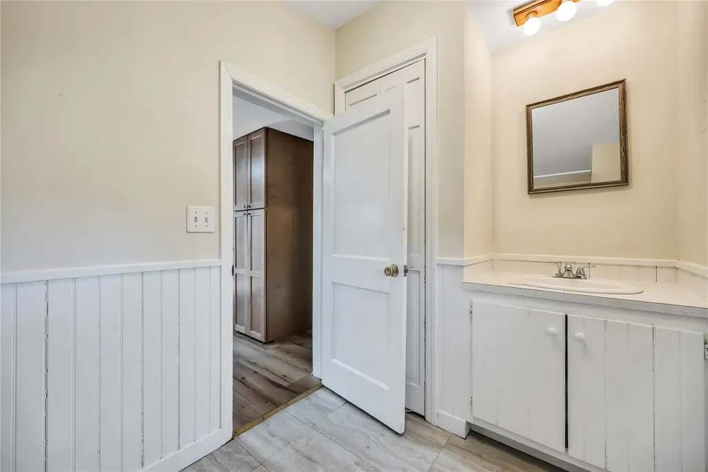 70 Tuthills Lane Riverhead NY 11901