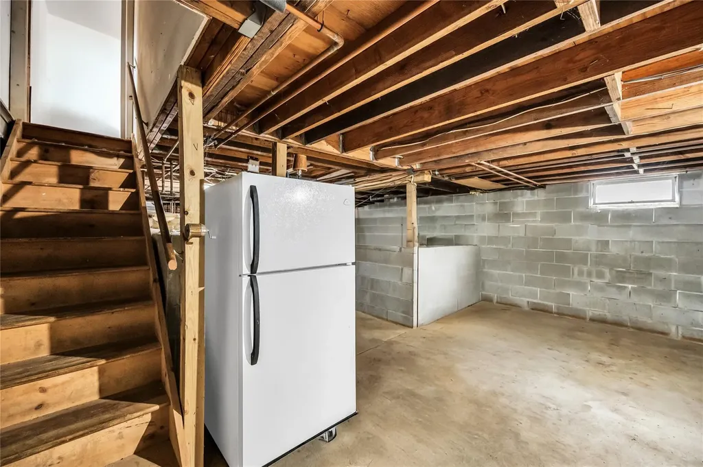 70 Tuthills Lane Riverhead NY 11901