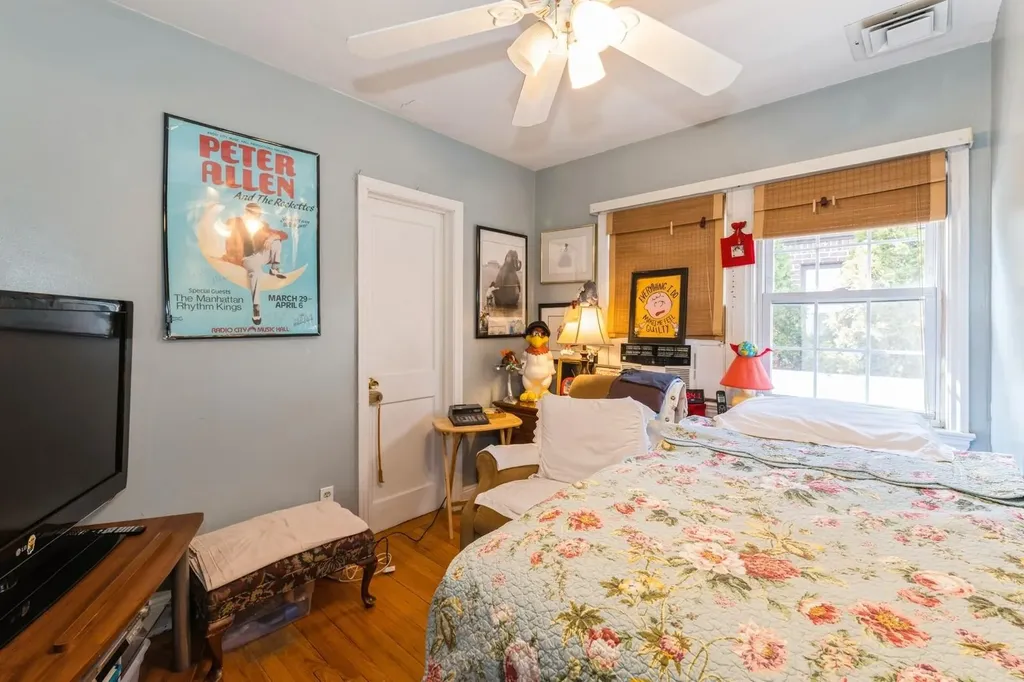 4 Ackley Avenue Malverne NY 11565