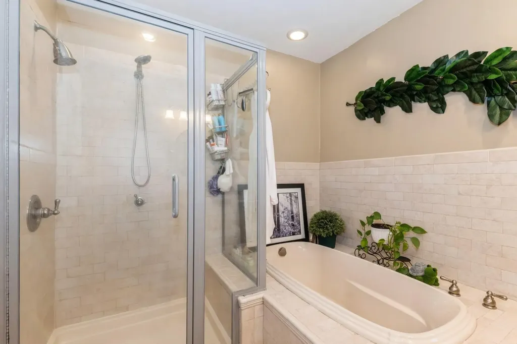 4 Ackley Avenue Malverne NY 11565