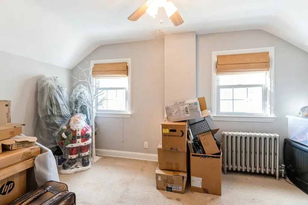 4 Ackley Avenue Malverne NY 11565