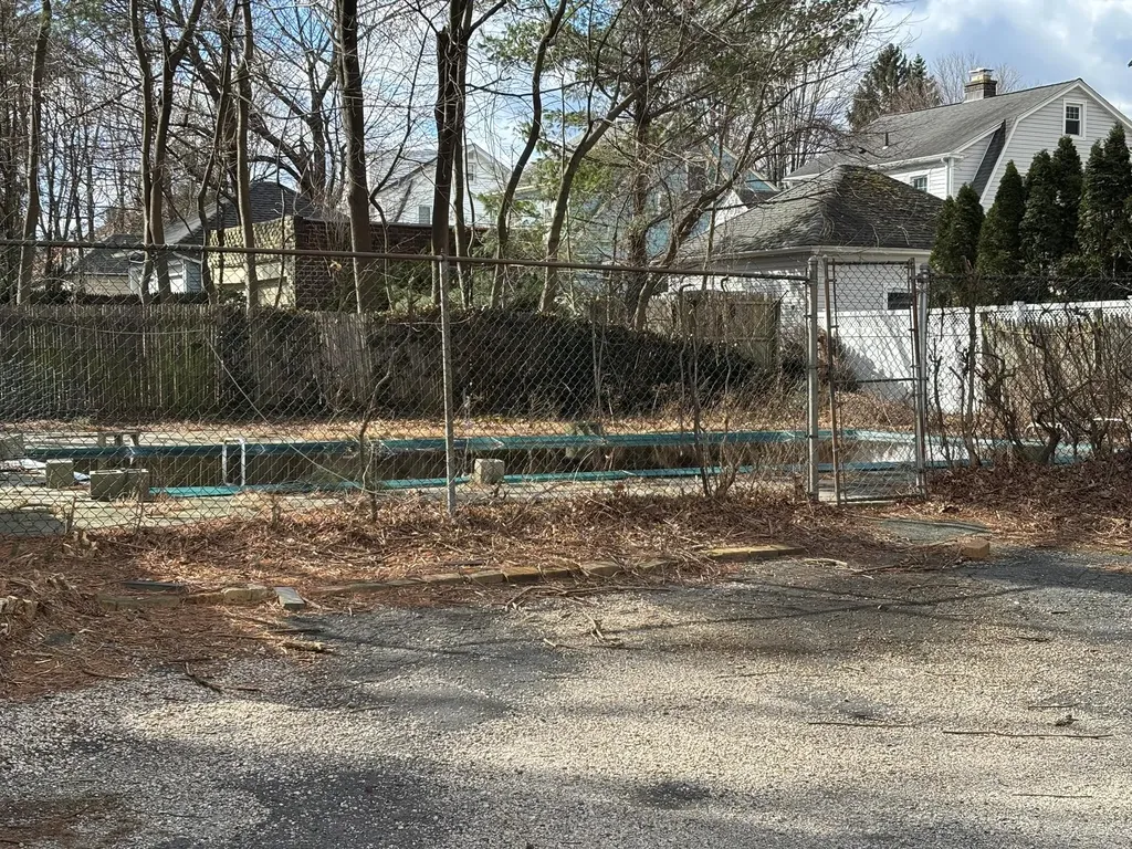 94 Greenridge Avenue White Plains NY 10605