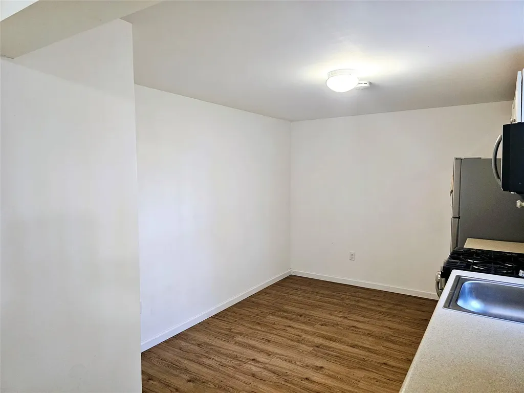 176 Beaver Dam Road Brookhaven NY 11719