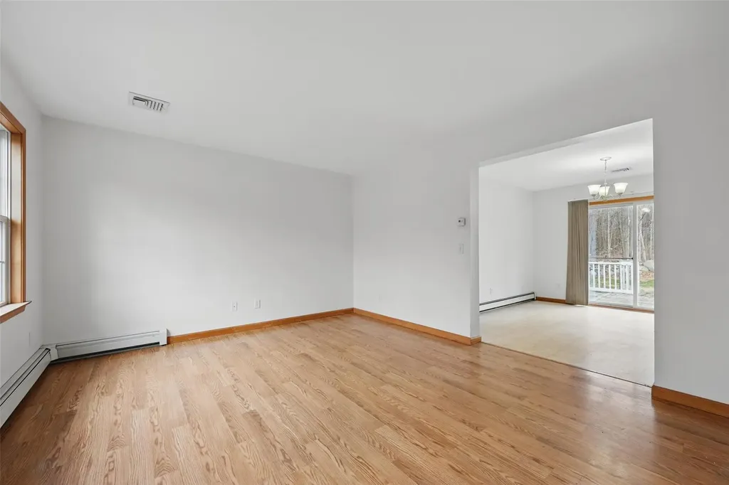 12 Dolaway Lane Middletown NY 10940