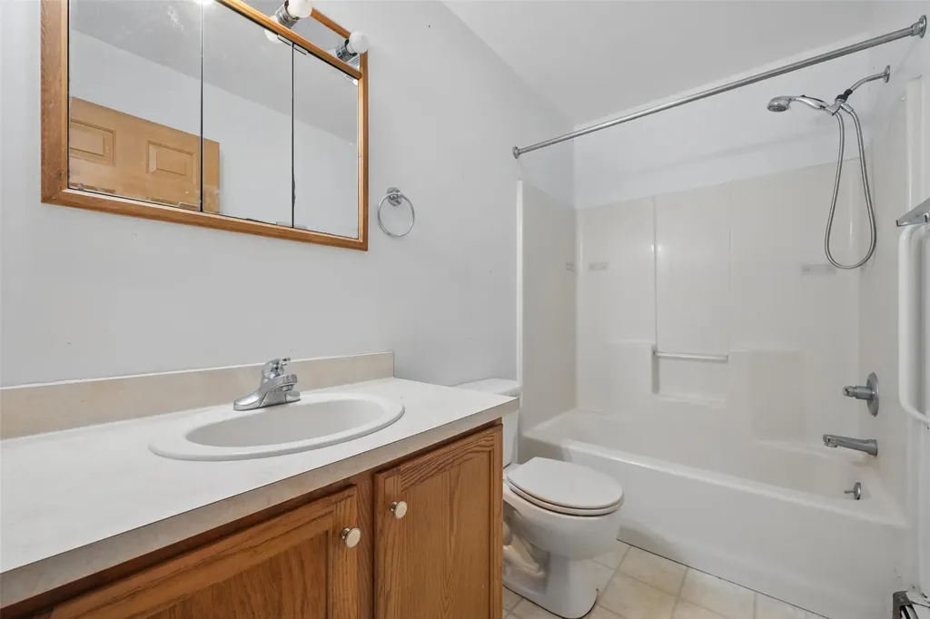 12 Dolaway Lane Middletown NY 10940