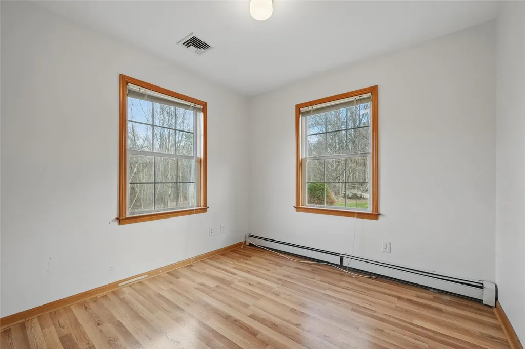 12 Dolaway Lane Middletown NY 10940