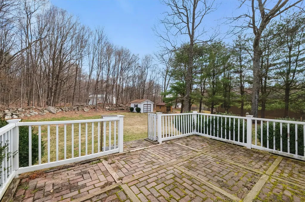 12 Dolaway Lane Middletown NY 10940