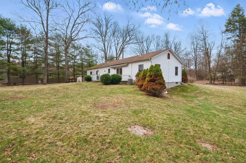 12 Dolaway Lane Middletown NY 10940