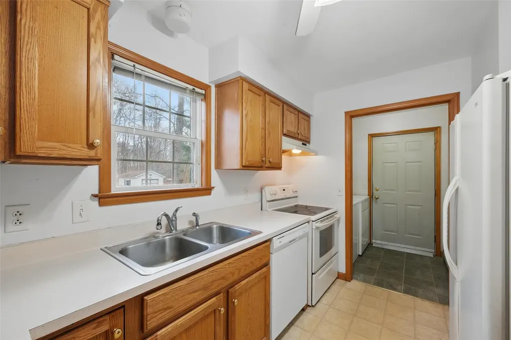 12 Dolaway Lane Middletown NY 10940