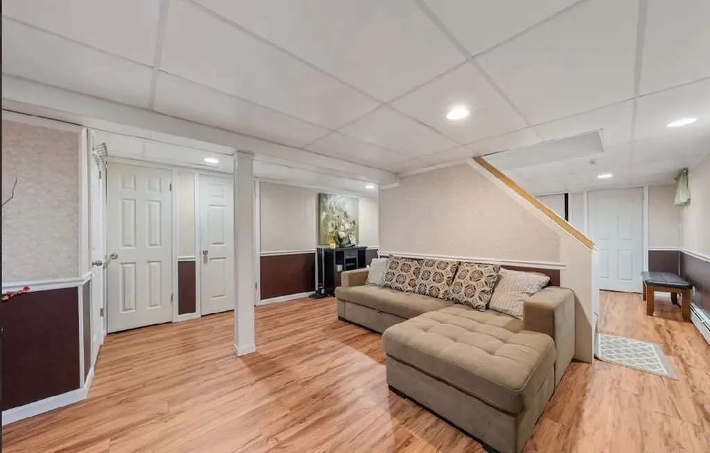 36 Westend Avenue Valley Stream NY 11580