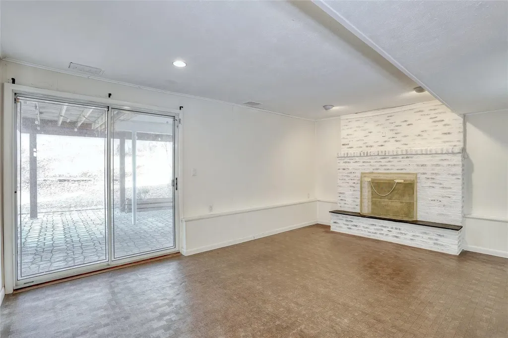 6 Robert Place Nanuet NY 10954