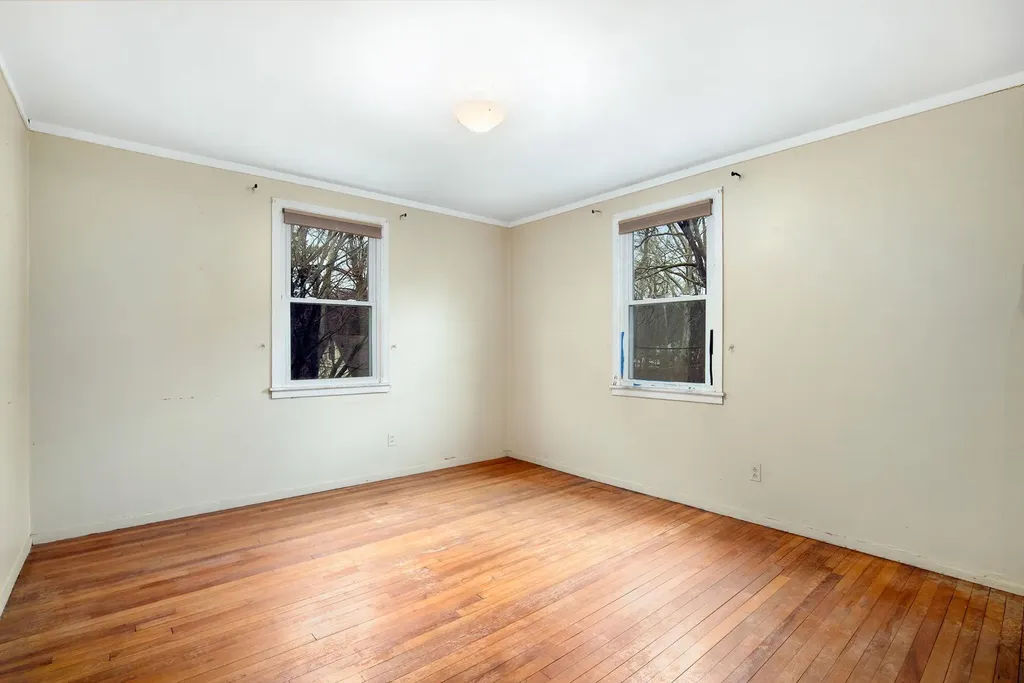 882 King Street Peekskill NY 10566