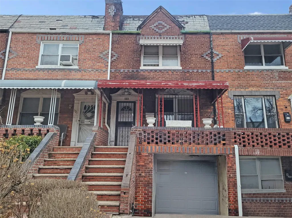 133 E 49th Street Brooklyn NY 11203
