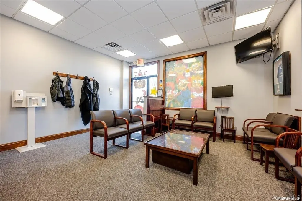 272 W Park Avenue Long Beach NY 11561