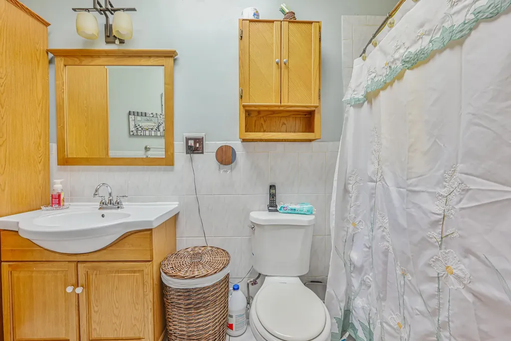 124 Shepherd Avenue Brooklyn NY 11208