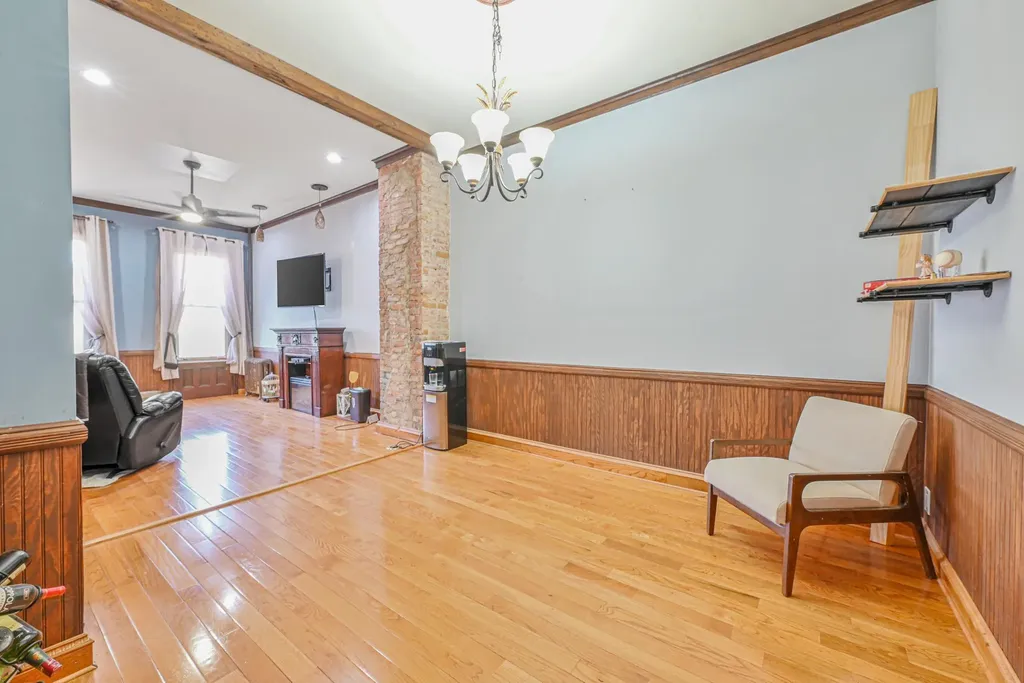 124 Shepherd Avenue Brooklyn NY 11208